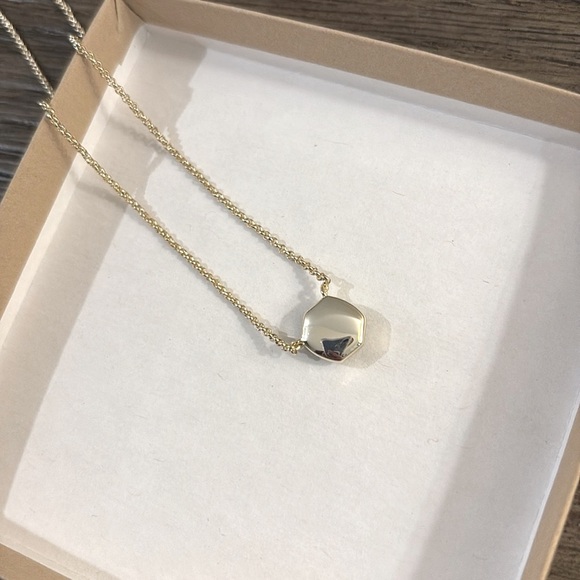 EUC [Kendra Scott] Davie Teal Green Amazonite Necklace, 14k Gold Over Brass - Picture 6 of 10